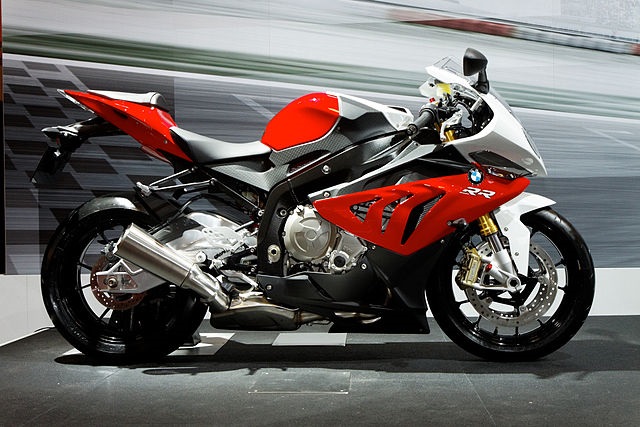 Top 10 motos mais rápidas do mundo - BMW S1000 RR
