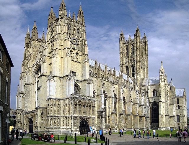 Top 10 maiores igrejas protestantes do mundo - Igreja da Inglaterra