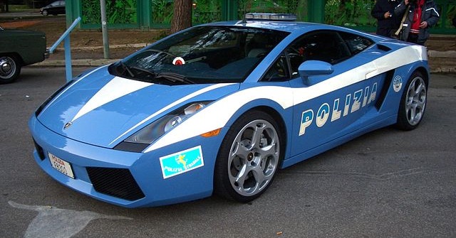 Top 10 carros de polícia mais caros do mundo - Lamborghini Gallardo