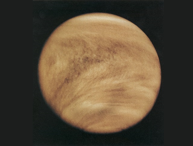 Um dia de Vênus dura quase um ano da Terra 